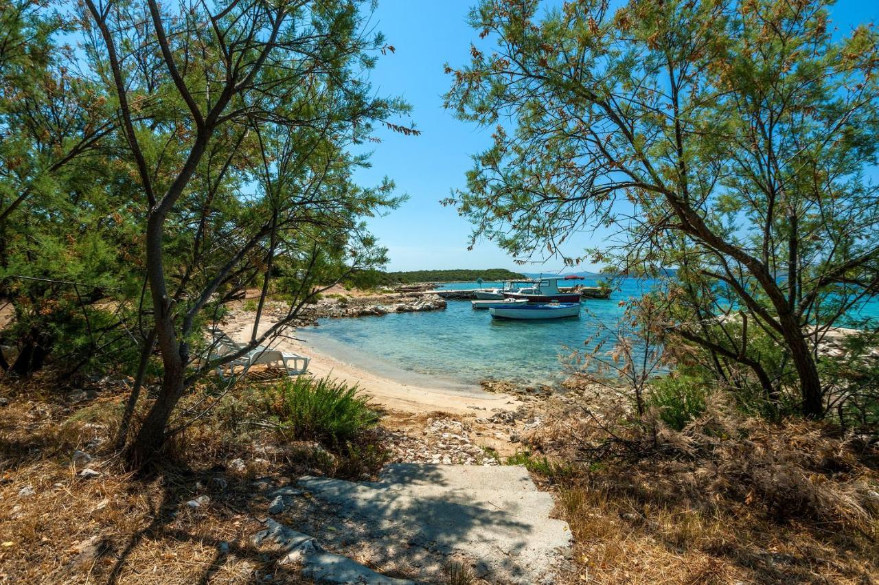 Secluded Fisherman'S Cottage Cove Zuborovica, Pasman - 321 Mrljane Exterior foto